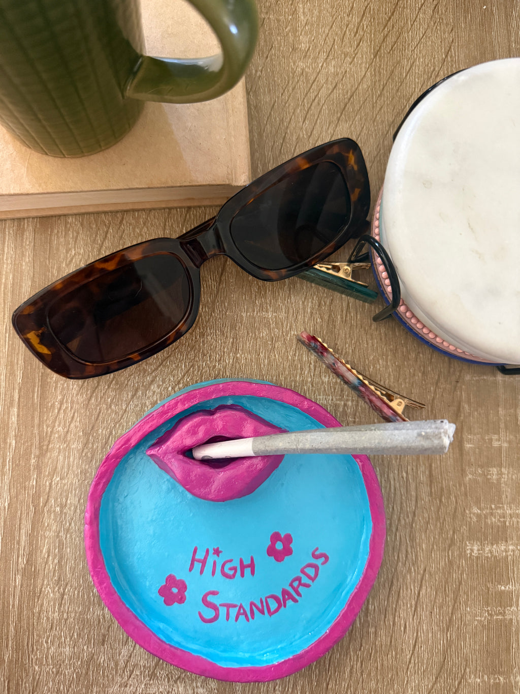 High Standards Ash Tray