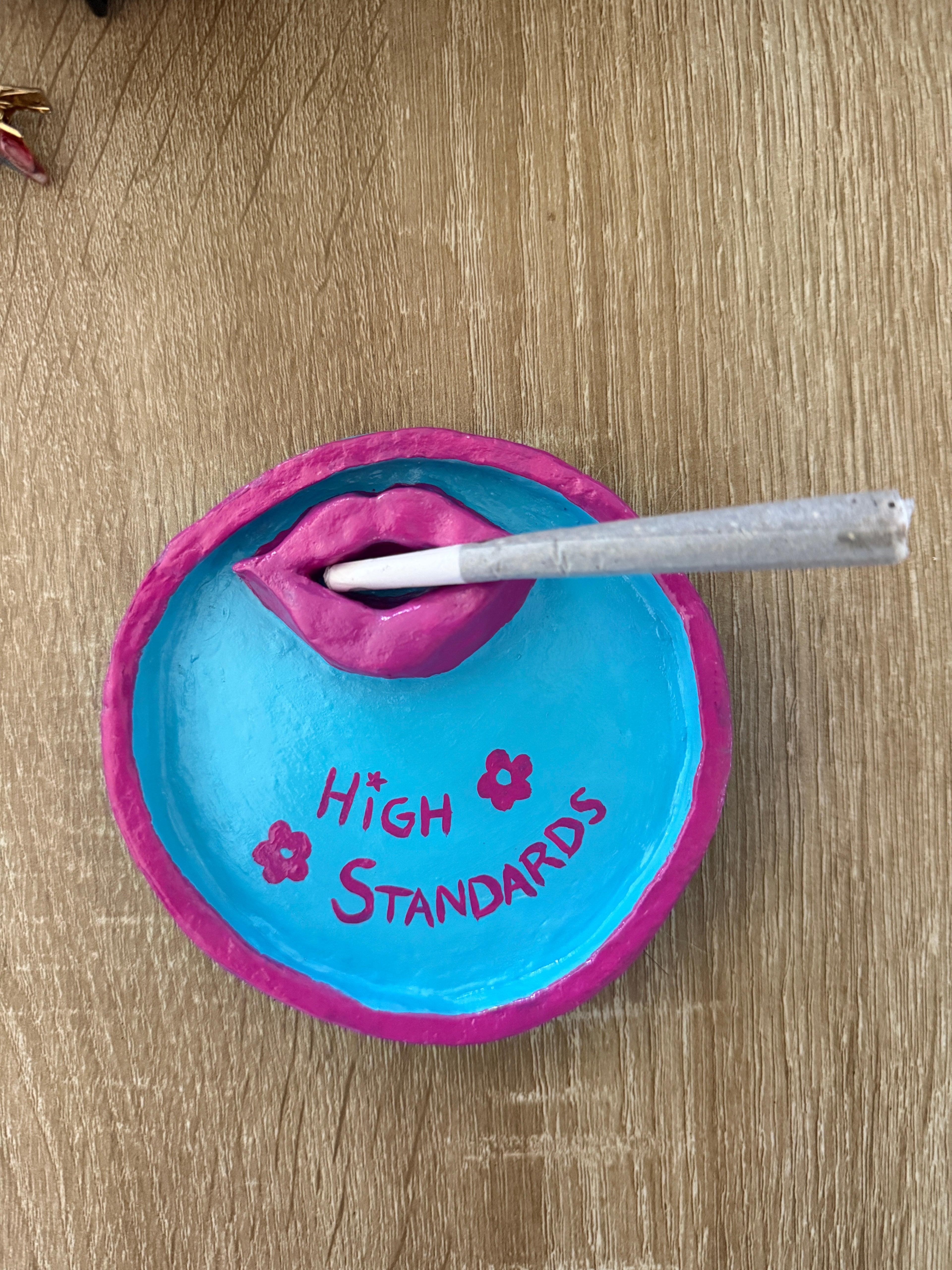 High Standards Ash Tray